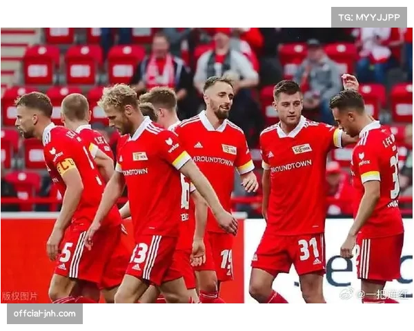 战报：奥格斯堡1-0战胜柏林联合，全场唯一进球源自中圈抢断反击